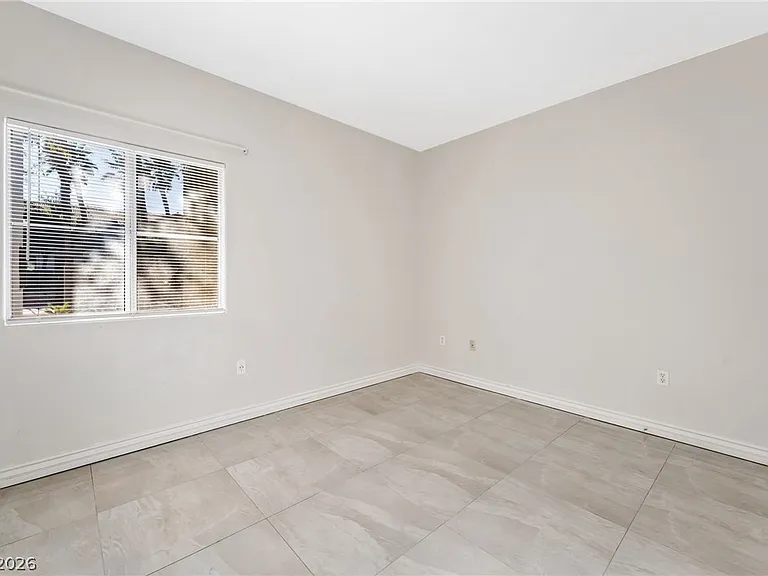 2615 W Gary Ave #1089 — Photo 9