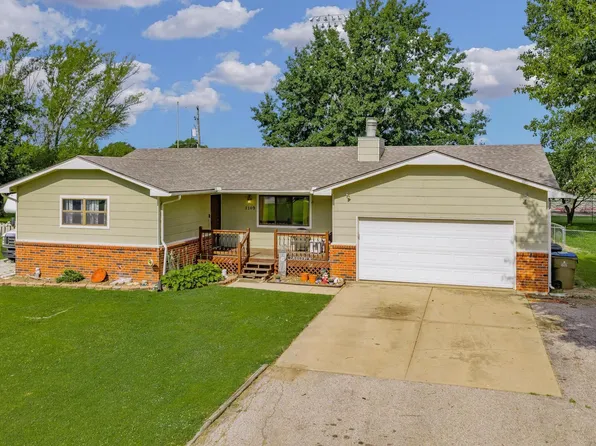 1109 N Burrows St, Belle Plaine, KS 67013
