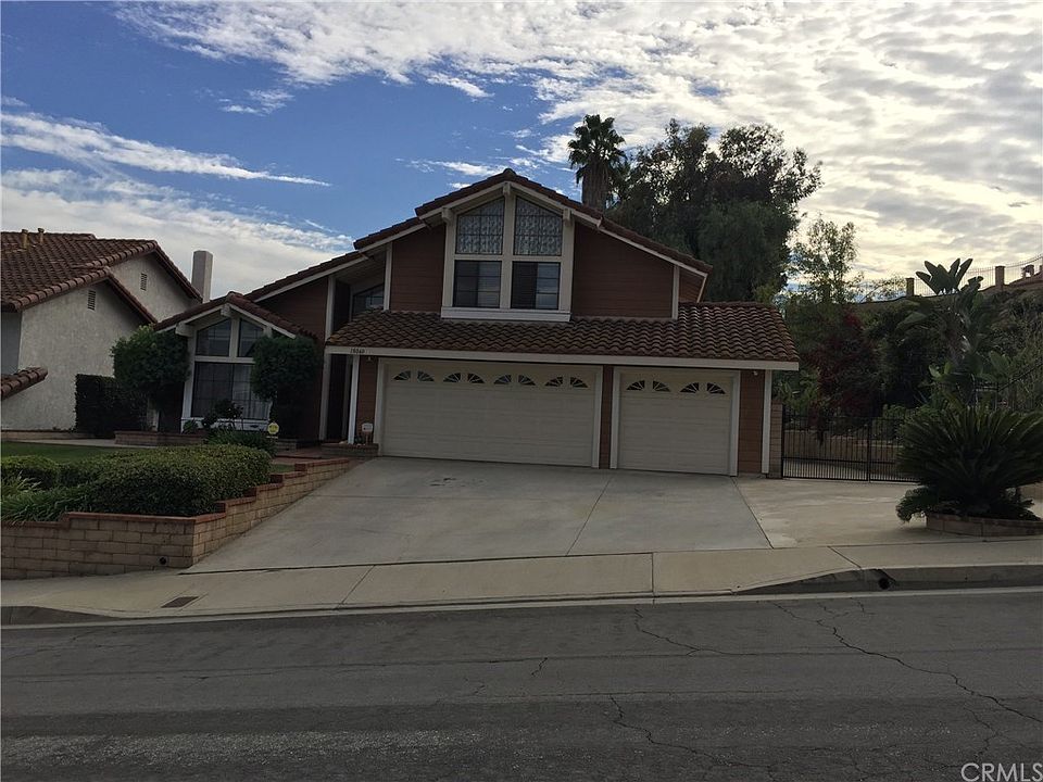 1st image of 18060 Gooseberry Dr