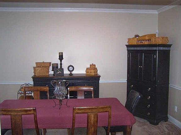 3rd image of 104 Sherwood Dr