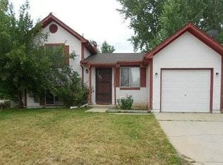 4902 S Rifle Ct, Aurora, CO 80015