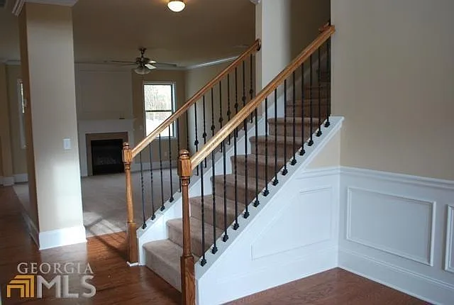 260 Mulberry Dr — Photo 12