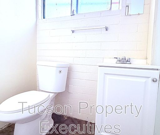 5th image of 3314 E Benson Hwy #11