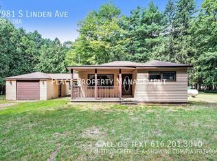 7981 Linden Ave, Newaygo, MI 49337