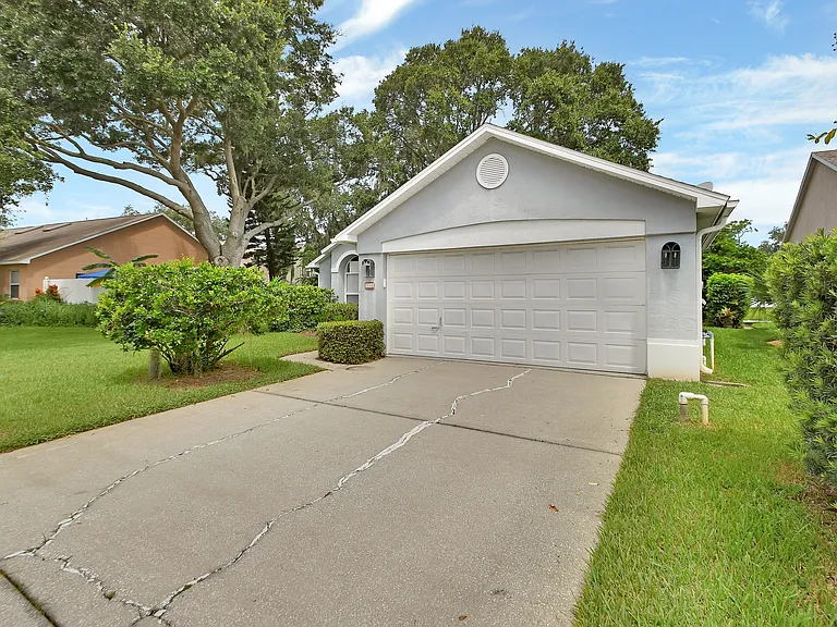1110 Plover Pl — Photo 32