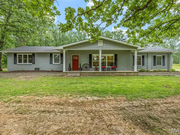 1925 H Hwy, Farmington, MO 63640