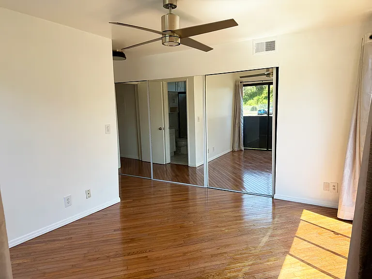 1940 N Highland Ave #24 — Photo 11