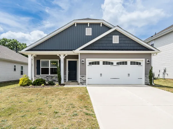 105 Boomer St, Benson, NC 27504