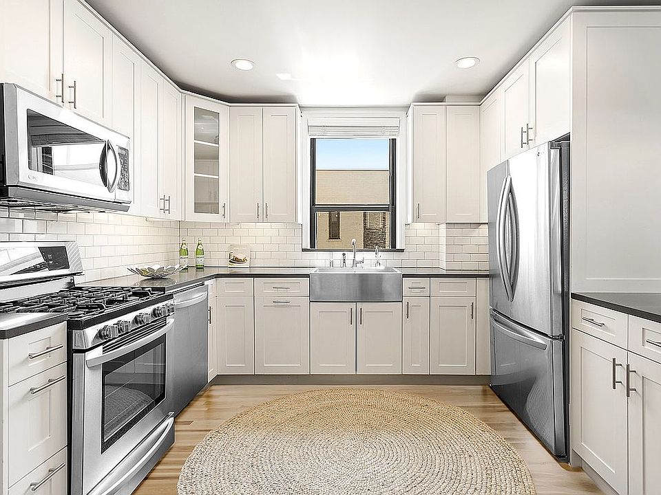 1st image of 61 Eastern Pkwy APT 6D
