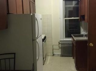 6440 Myrtle Ave, Glendale, NY 11385