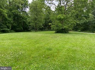 74 Vernon Ln, Bunker Hill, WV 25413