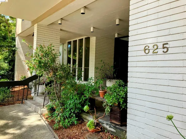 625 El Dorado Ave APT 204, Oakland, CA 94611
