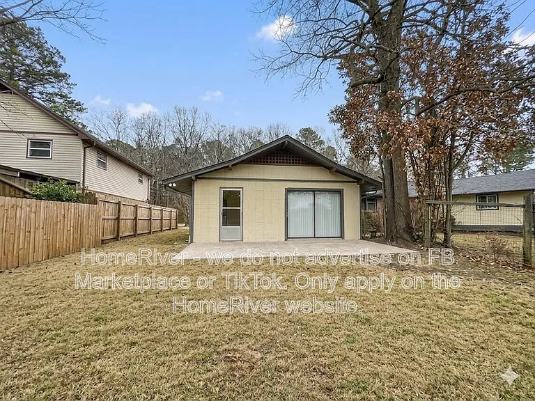 2461 McAlpin Ter #R — Photo 12
