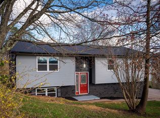 5302 Linda Vista Dr, Charleston, WV 25313