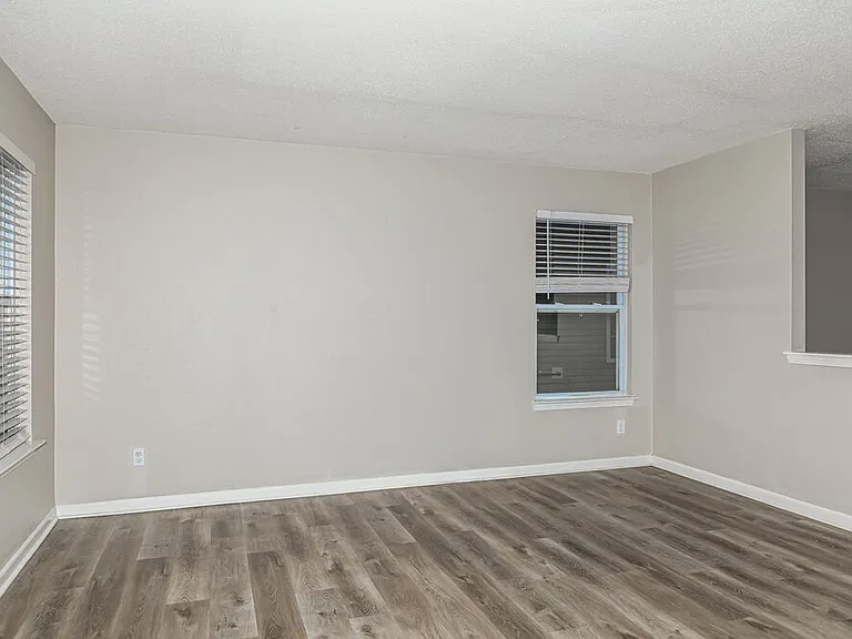 333 Sunburst Ln — Photo 13
