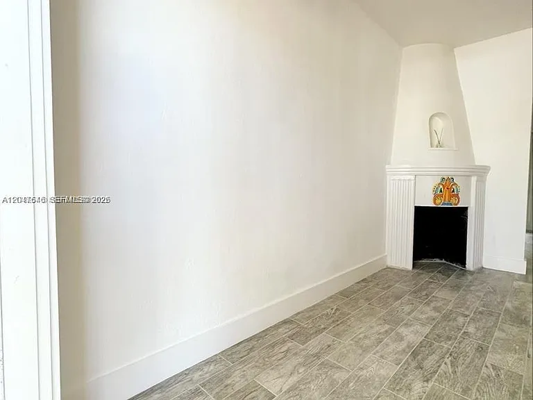 1040 Lenox Ave #1040 — Photo 14
