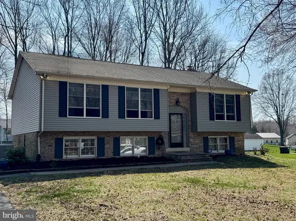 314 Carya Ct, Bear, DE 19701