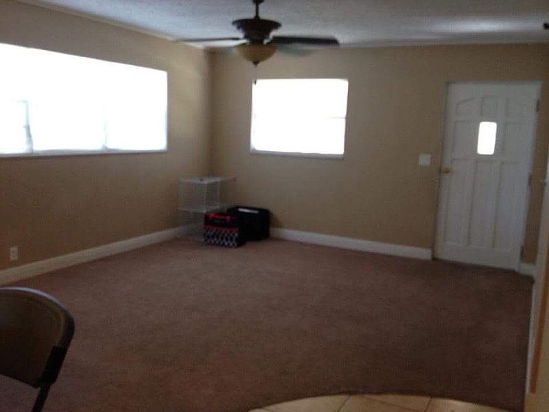 1st image of 4343 NE 12th St