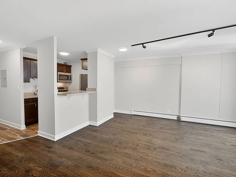 The Duplex Tower — Photo 60