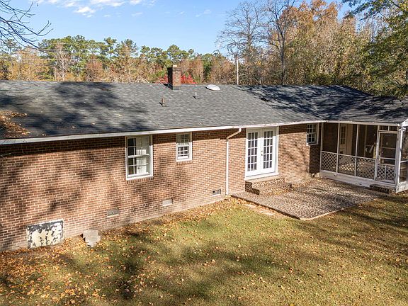 4th image of 331 Nicholson Road