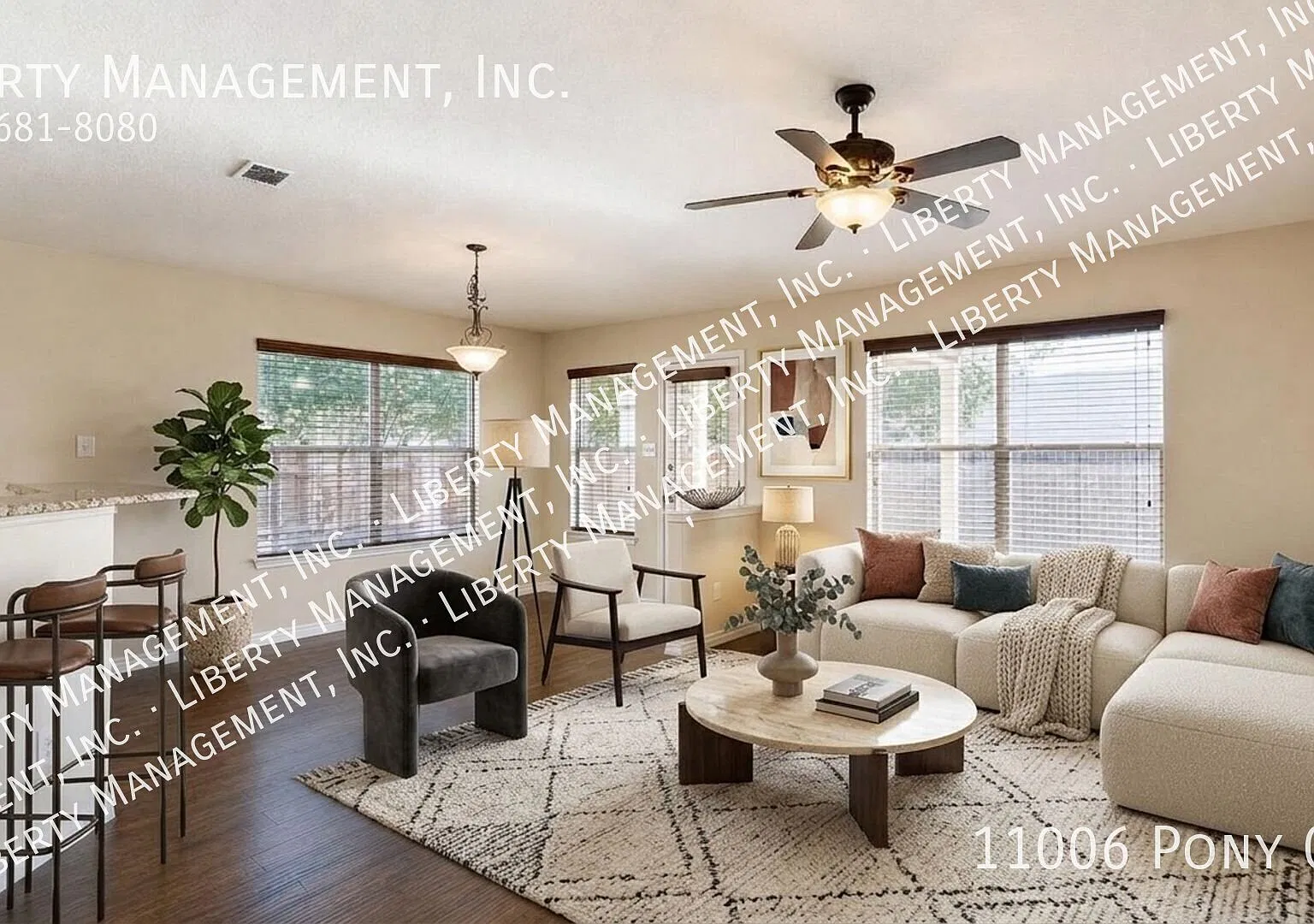 4 Bedroom, 2 Bath Home in Wildhorse — Photo 2