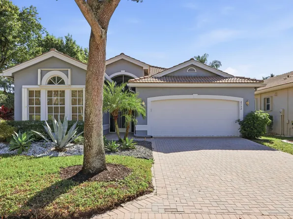 8752 Palm River Drive, Lake Worth, FL 33467