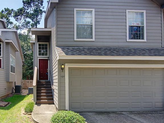 3rd image of 127 N Villa Oaks Dr