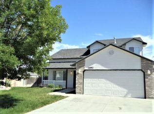 1492 W McHenry St, Kuna, ID 83634