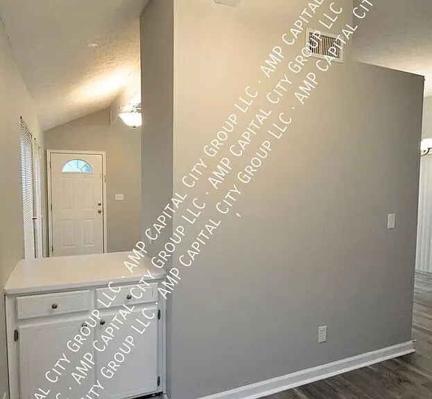 3212 Herbert Dr — Photo 10
