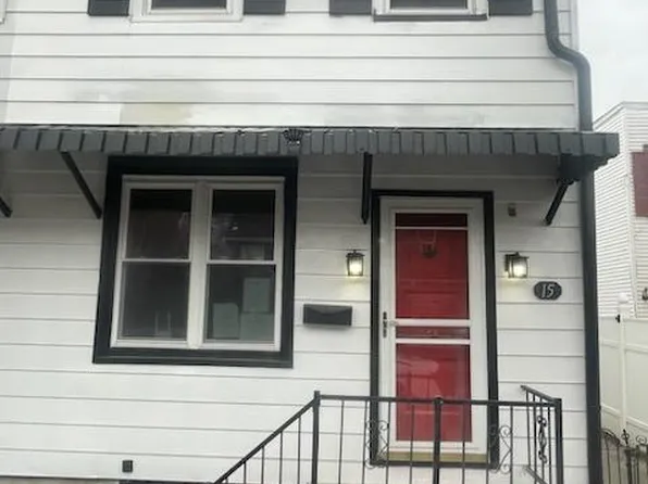 15 Walnut St, Pottstown, PA 19464