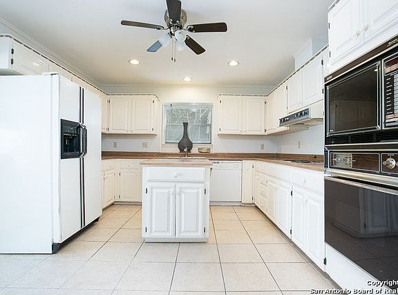 5th image of 13239 N Hunters Cir