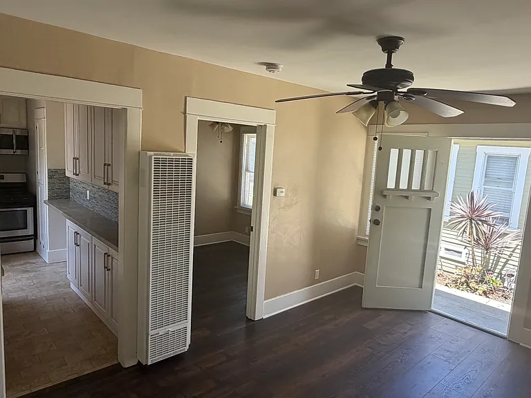 814 Main St #5 — Photo 6