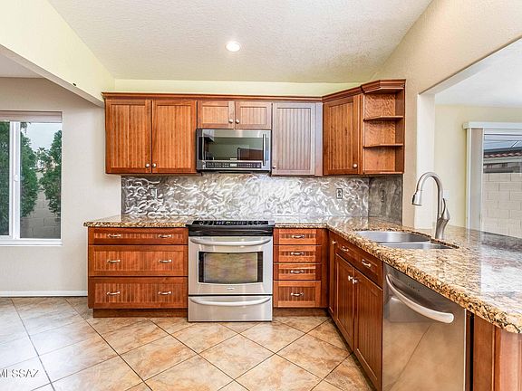 3rd image of 5336 W Wood Owl Dr