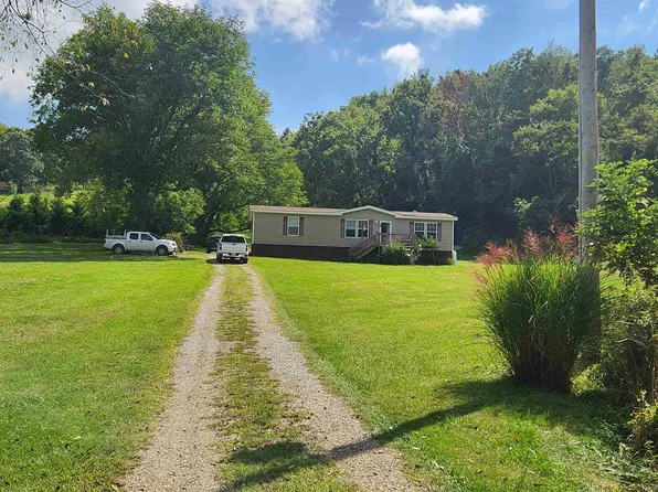 1709 Conners Valley Rd, Draper, VA 24324