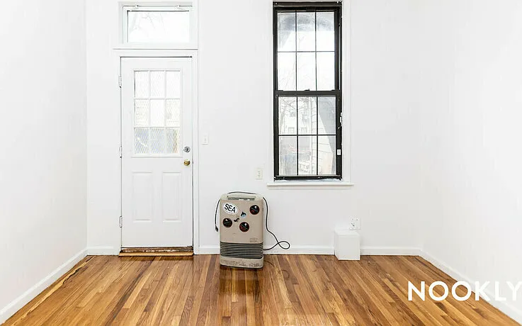 78 Starr St #1L — Photo 8