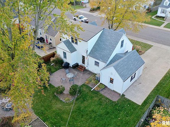 2nd image of 112 N Illinois Ave