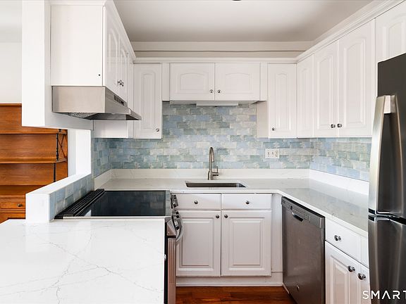 3rd image of 154 Cold Spring Road #23