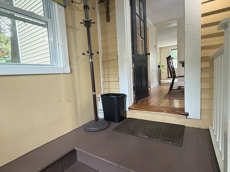 20 Lincoln Ave — Photo 20