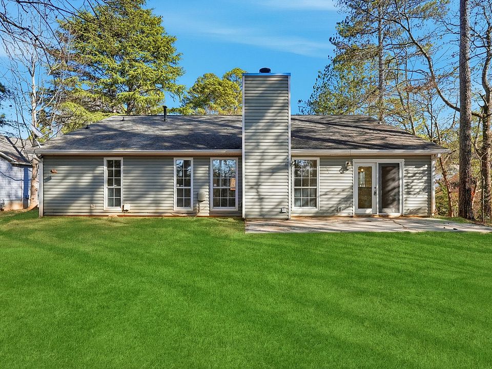 25th image of 2512 Herndon Rd