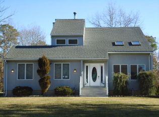 26 5th St, Barnegat, NJ 08005