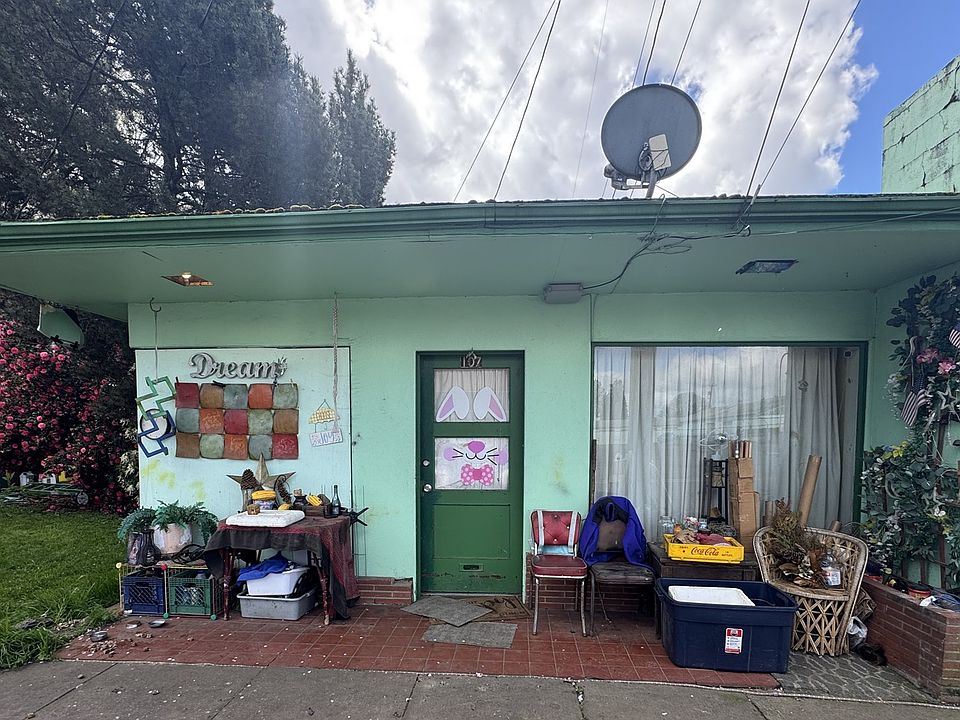 1st image of 107 5th St