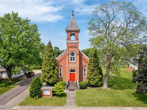 157 Water St SW, Bolivar, OH 44612