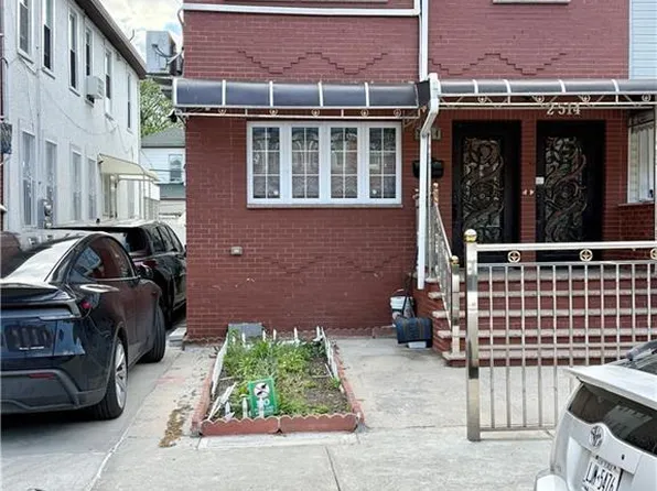 2514 E 24th St, Brooklyn, NY 11235