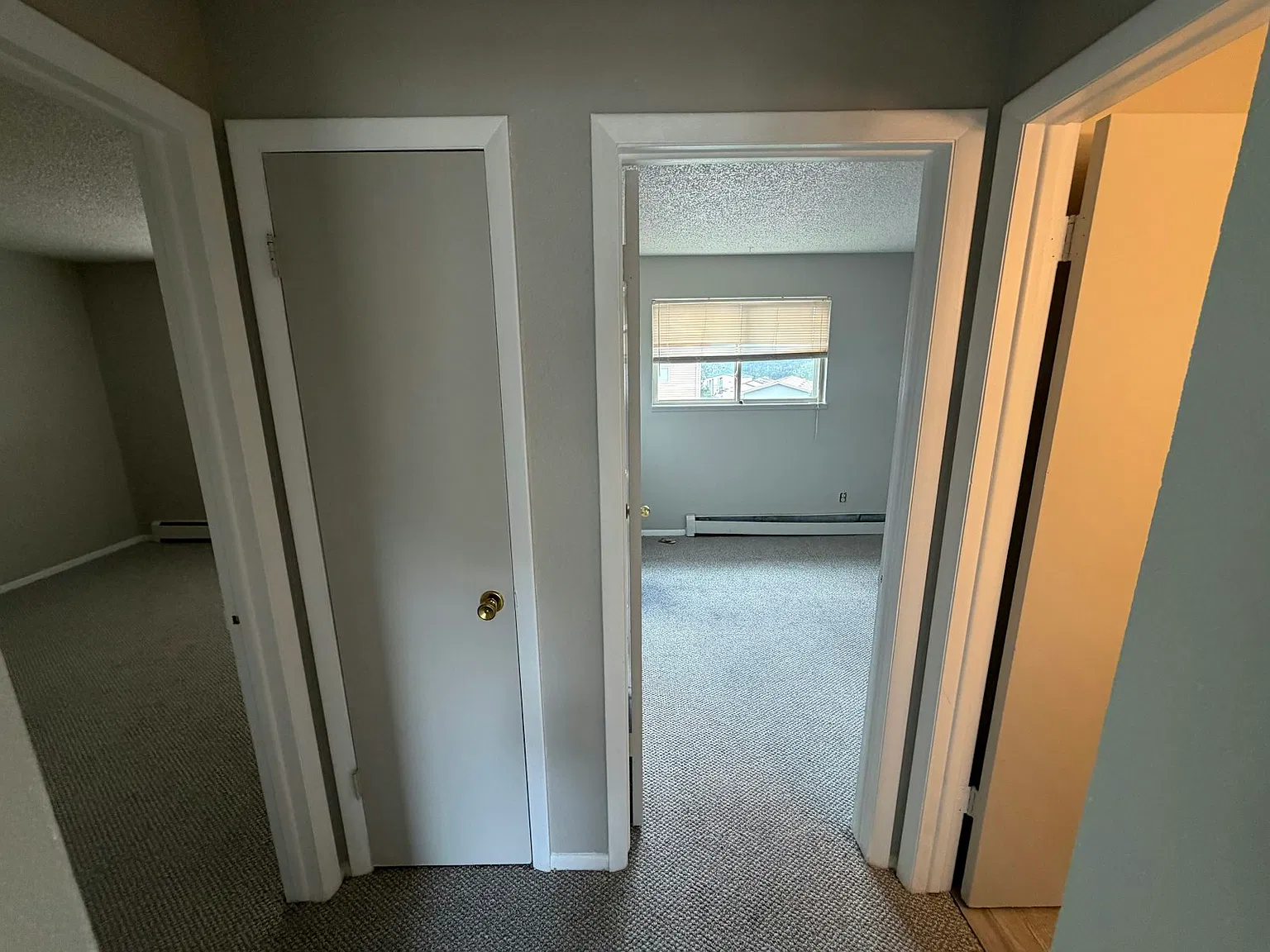 410 Mountain View Place, Unit C — Photo 4