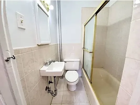 Rented by Brooklyn Property Group LLC | media 36