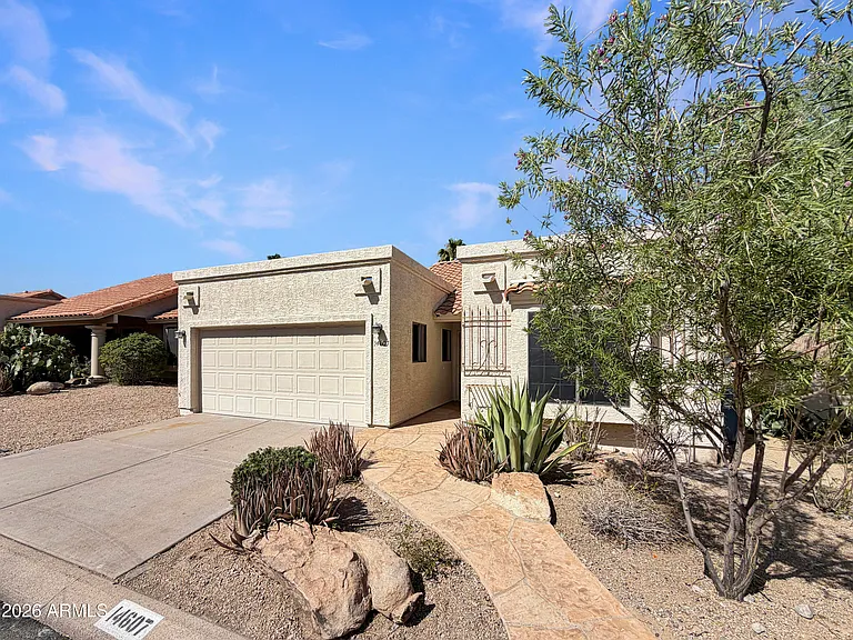14607 N Olympic Way — Photo 2