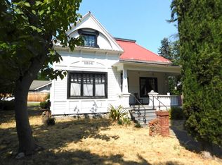 35 Crater Lake Ave, Medford, OR 97504
