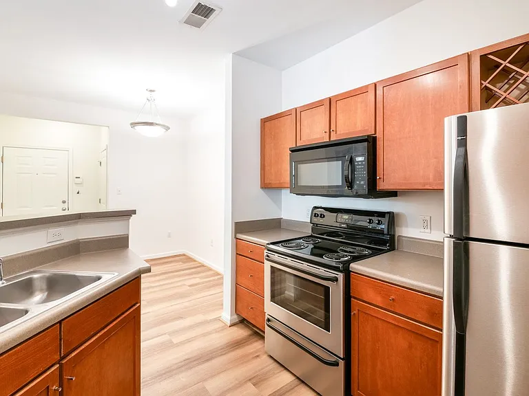 760 Walker Sq #3C — Photo 12