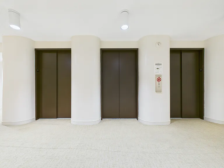2101 Nuuanu Ave #I1806 — Photo 13