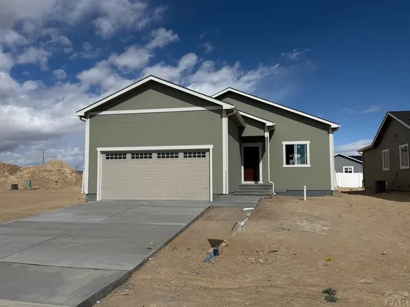 5209 Gannet Ln, Pueblo, CO 81008